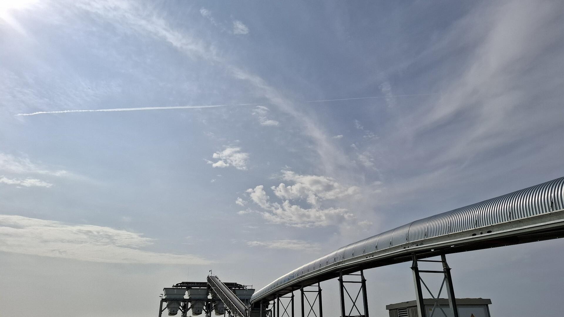 Transportband in het Fochteloerveen 